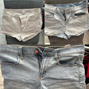 Old Navy mid rise jean short bundle size 8, 3 pairs